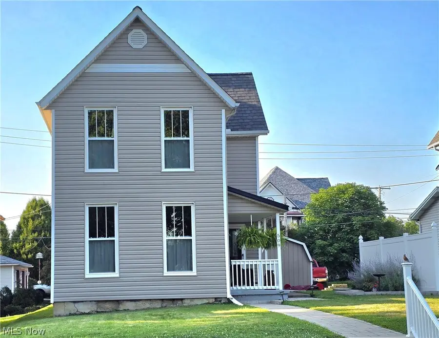 509 Van Horn Avenue, Zanesville, OH 43701 - #2