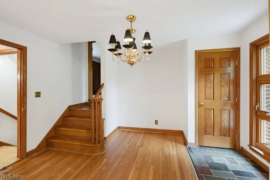 21 Hampshire Road, Akron, OH 44313 - #3