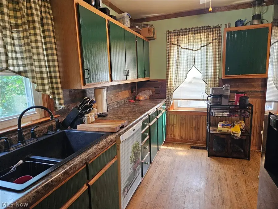 1555 Hay Avenue, Coshocton, OH 43812 - #3