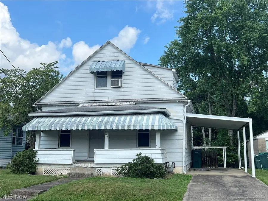 608 Putnam Street, Parkersburg, WV 26101 - #2