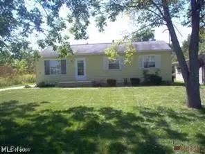 576 E Vermont Avenue, Sebring, OH 44672 - #1