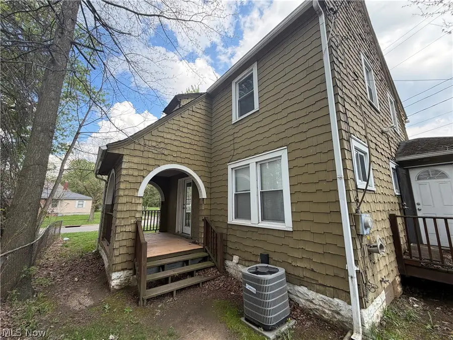 918 Frederick Boulevard, Akron, OH 44320 - #3