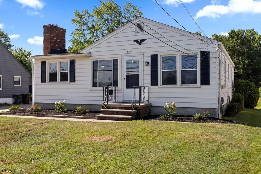 46175 Middle Ridge Road, Amherst, OH 44001 - #2