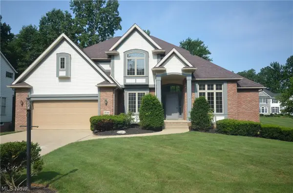 3246 Crown Pointe Drive, Stow, OH 44224