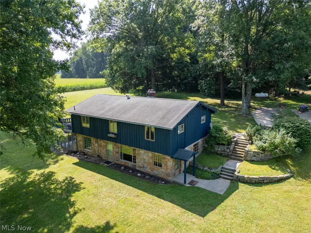 2072 Hartville Road, Mogadore, OH 44260 - #1
