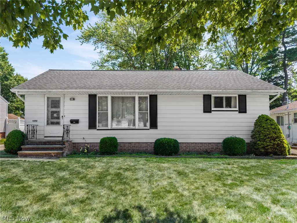 11021 Schwab Drive, Parma, OH 44130 - #1