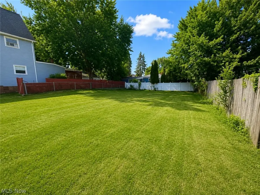 1714 Treadway Avenue, Cleveland, OH 44109 - #3