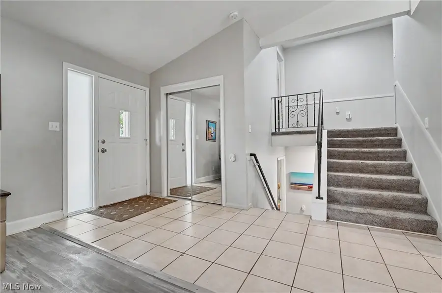 684 Cliffside Drive, Akron, OH 44313 - #3