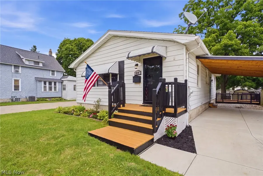 2849 Hudson Drive, Cuyahoga Falls, OH 44221 - #2