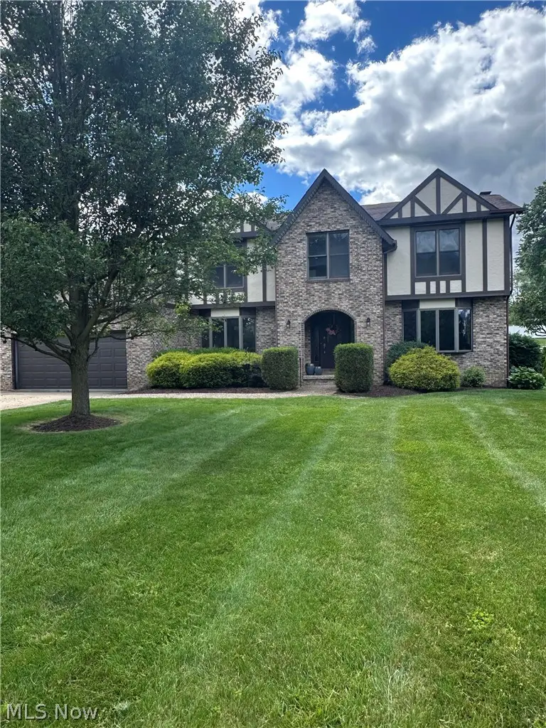 3874 April Drive, Uniontown, OH 44685 - #1