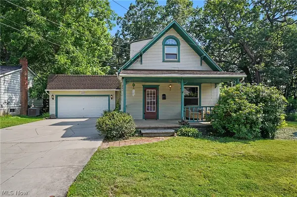 1026 Francis Avenue, Cuyahoga Falls, OH 44221