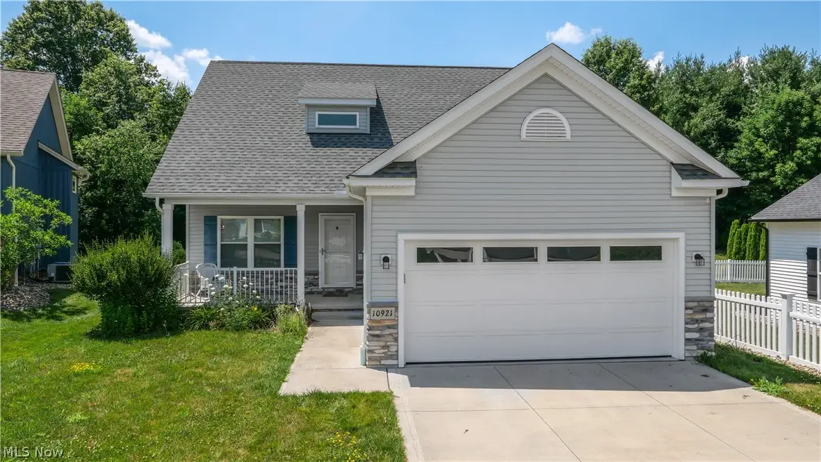 10921 Fox Den Circle, Garrettsville, OH 44231 - #1