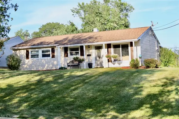 6215 Randolph Road, Bedford Heights, OH 44146