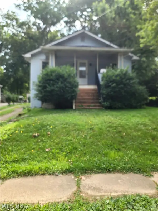 3547 Sanford Avenue, Stow, OH 44224