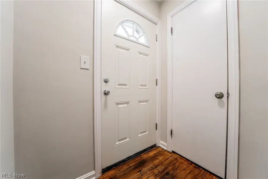 19211 Mohican Avenue, Cleveland, OH 44119 - #3