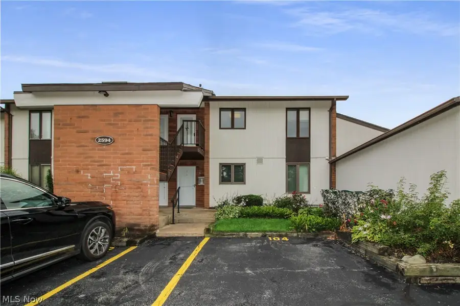 2594 E Sun Valley Drive #204, Port Clinton, OH 43452 - #2