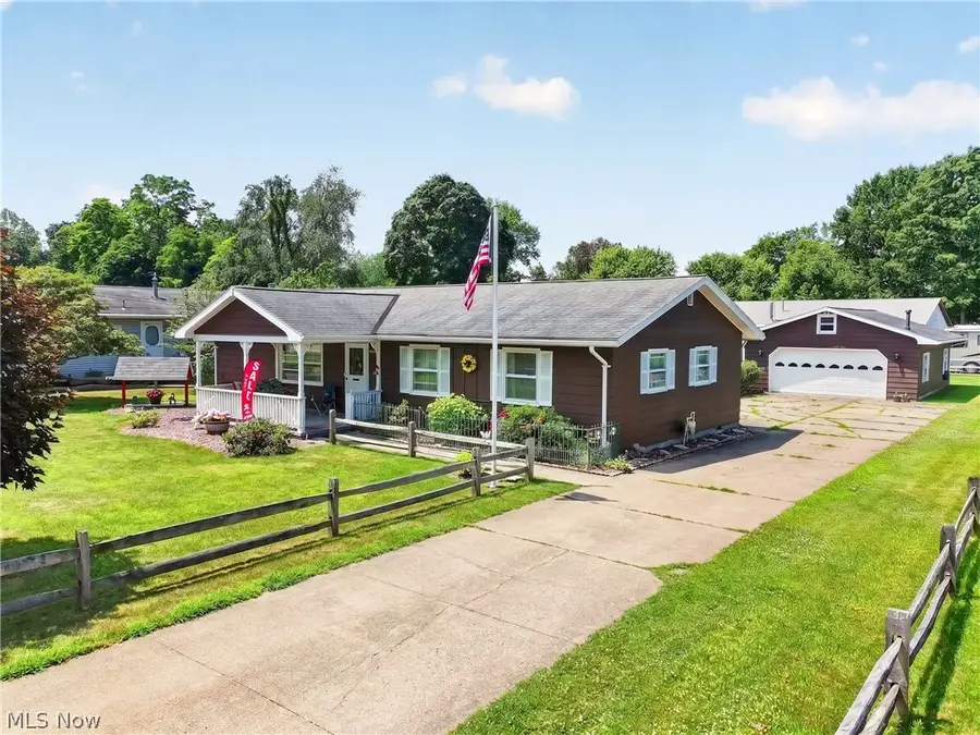 6045 S Mcnutt Avenue, Ashtabula, OH 44004 - #2