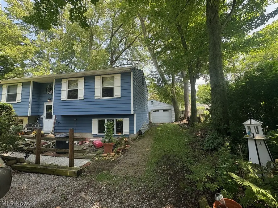 1717 Stirling Road, Madison, OH 44057 - #3