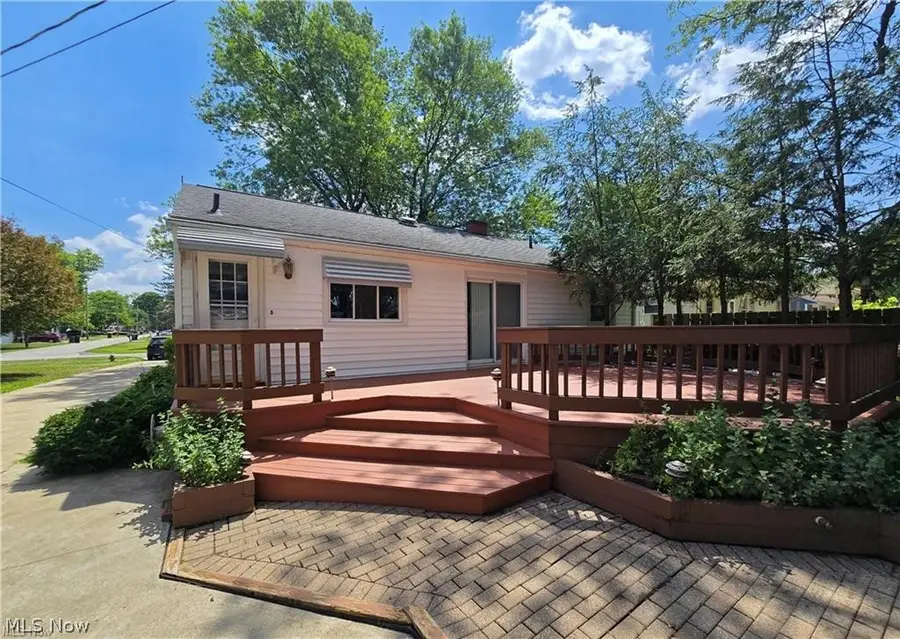 976 N Pasadena Avenue, Elyria, OH 44035 - #2
