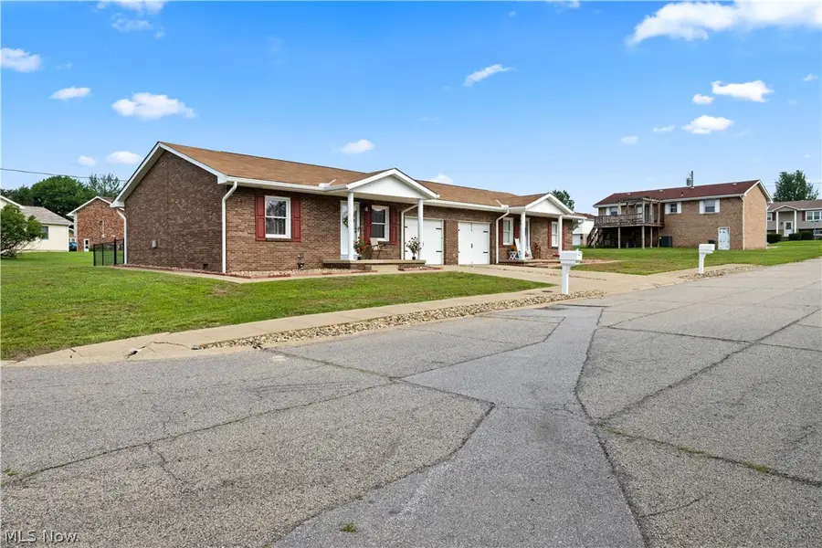 270-272 Oregon Avenue, Weirton, WV 26062 - #2