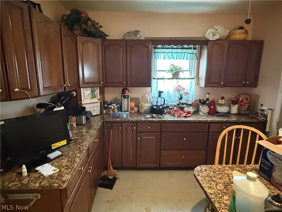 3147 W 44th Street, Cleveland, OH 44109 - #2