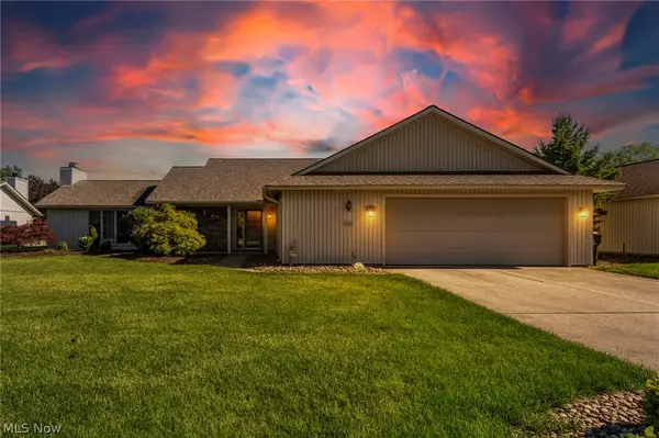 32912 Woodstone Circle, North Ridgeville, OH 44039