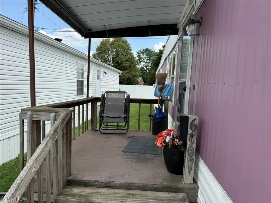 610 Patricia Nw Avenue, New Philadelphia, OH 44663 - #3