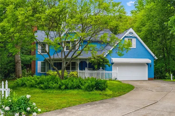 5882 Indian Creek Nw Circle, Canton, OH 44718