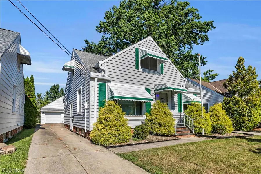 4580 Williamston Avenue, Brooklyn, OH 44144 - #2