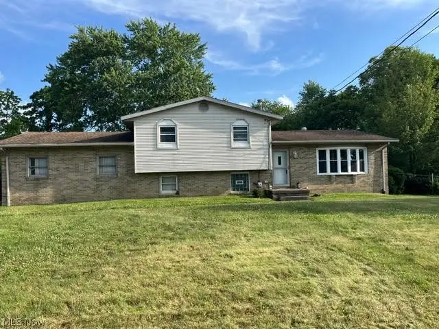 3426 33rd Ne Street, Canton, OH 44705 - #1
