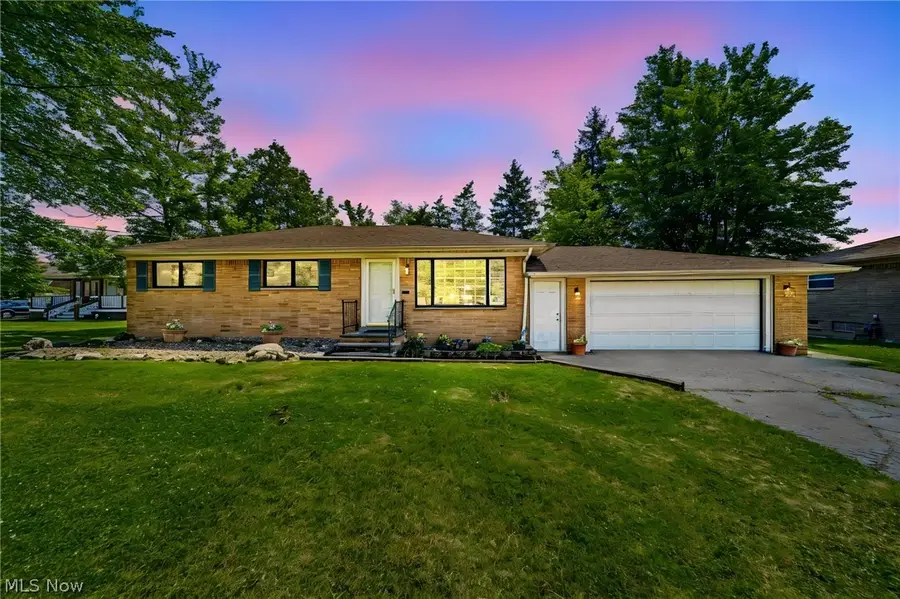 11111 Abbey Road, North Royalton, OH 44133 - #2
