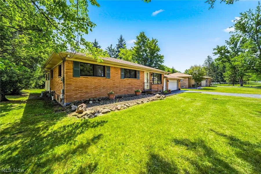 11111 Abbey Road, North Royalton, OH 44133 - #3