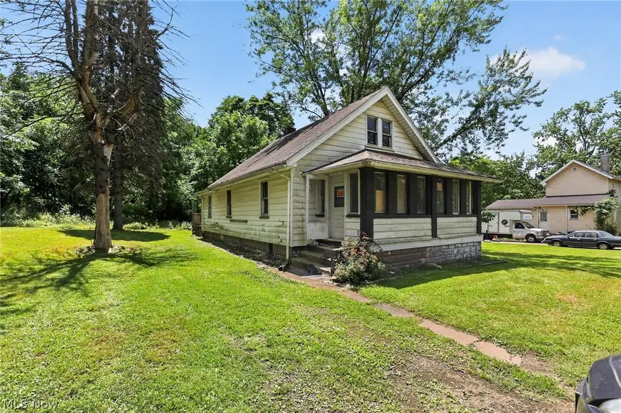 211 Broadview Avenue, Girard, OH 44420 - #3
