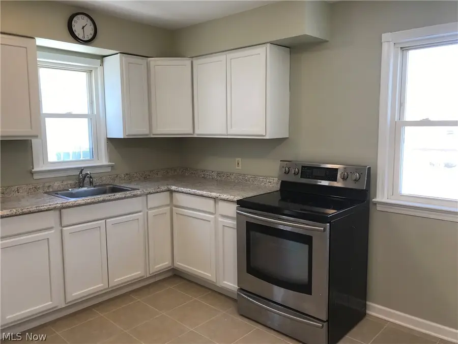 2710 Stanfield Drive, Parma, OH 44134 - #3