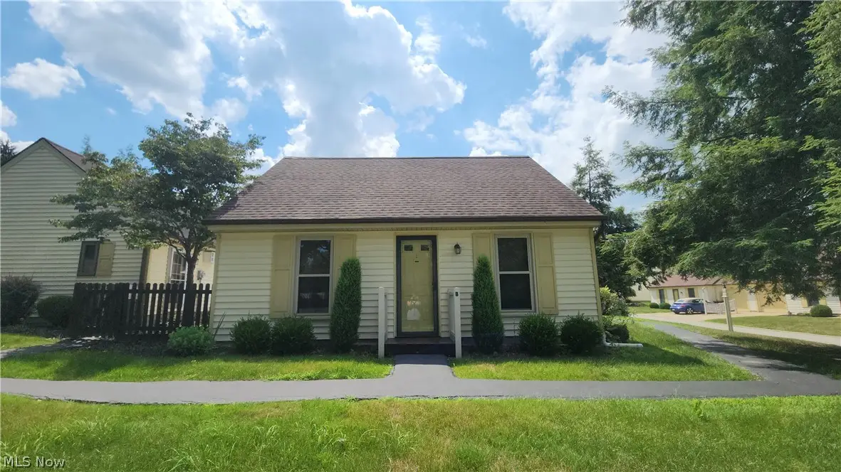 46103 New England Square #B, New Waterford, OH 44445 - #1