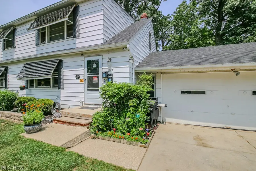 243 W Glendale Street, Bedford, OH 44146 - #2