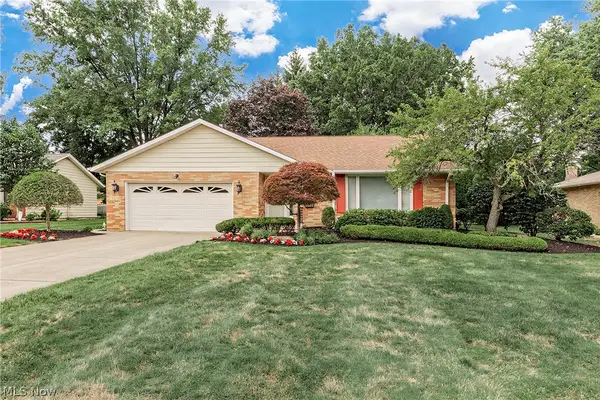596 Jefferson Drive, Highland Heights, OH 44143