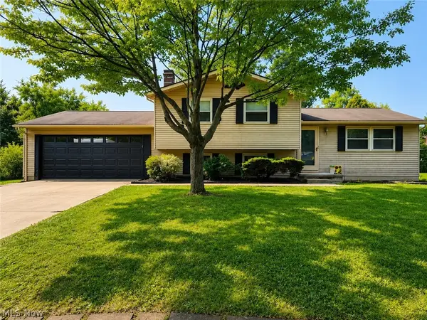 4566 Chatwood Drive, Stow, OH 44224