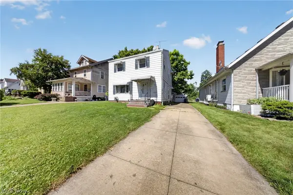 378 Hillwood Drive, Akron, OH 44320