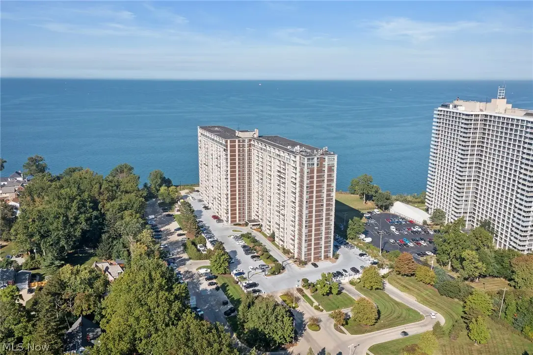 12900 Lake Avenue #811, Lakewood, OH 44107 - #1