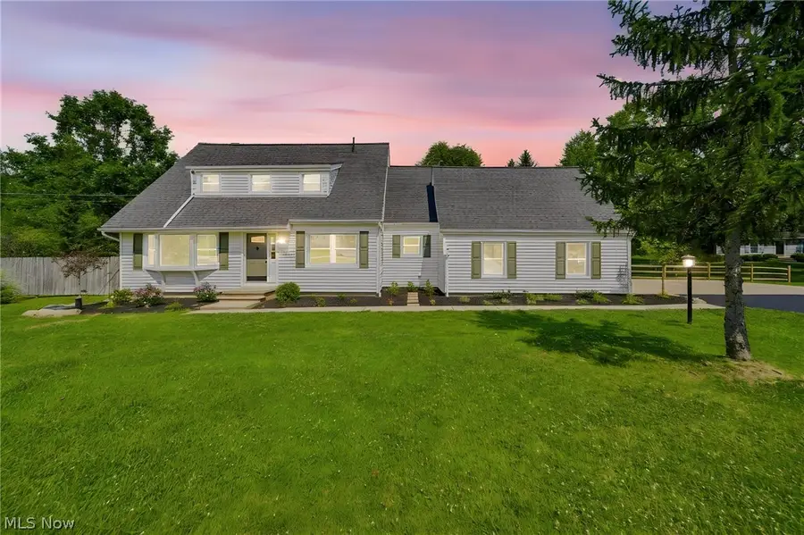 17911 Snyder Road, Chagrin Falls, OH 44023 - #3