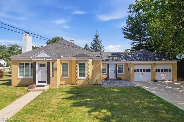 25498 Wolf Road, Bay Village, OH 44140