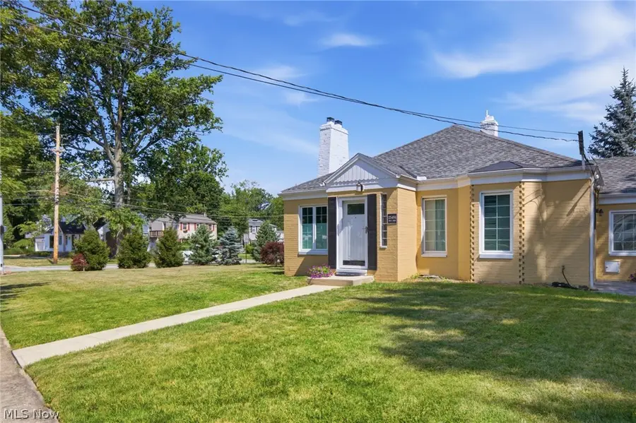 25498 Wolf Road, Bay Village, OH 44140 - #3