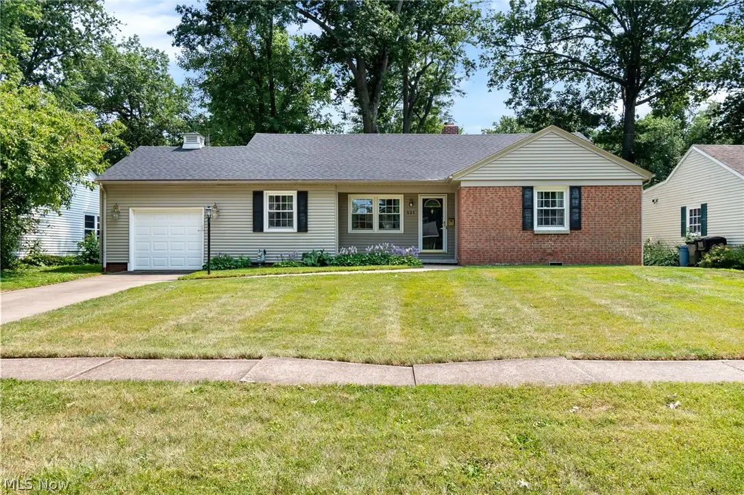 321 Miami Avenue, Elyria, OH 44035 - #1