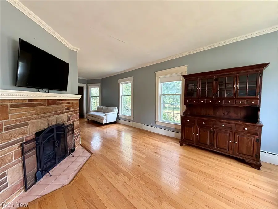 15112 Lake Street, Middlefield, OH 44062 - #3