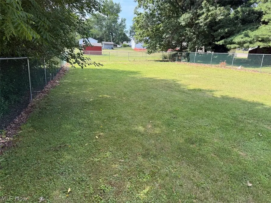 3815 Hazelbrook Sw Street, Massillon, OH 44646 - #3