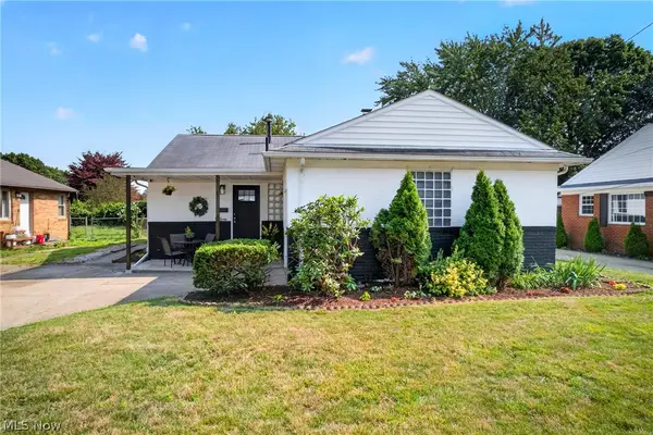 514 6th Nw Street, North Canton, OH 44720