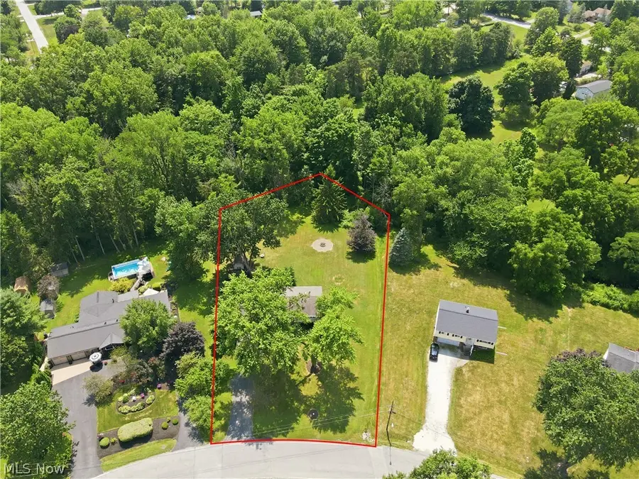 8984 Cherokee Run, Macedonia, OH 44056 - #2
