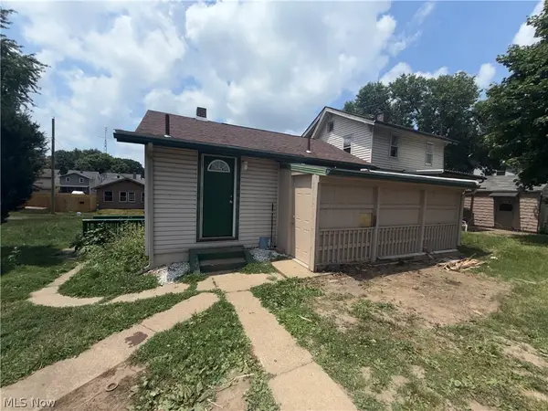 818 Halter Nw Court, Canton, OH 44708