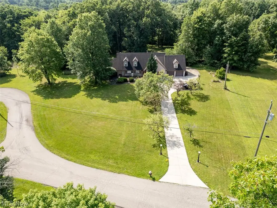 242 Elvira Court, McDonald, OH 44437 - #3